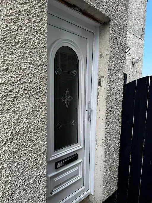 Lovely 2 Bedroom Belfast House Dom wakacyjny