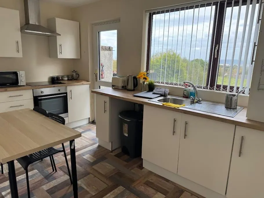 Dom wakacyjny Lovely 2 Bedroom Belfast House Wielka Brytania