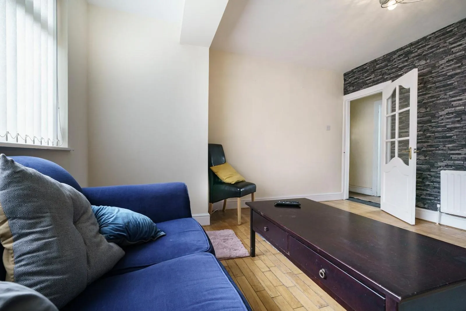 Dom wakacyjny Lovely 2 Bedroom Belfast House