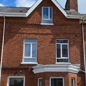 Roskeen Townhouse Alloggio in famiglia
