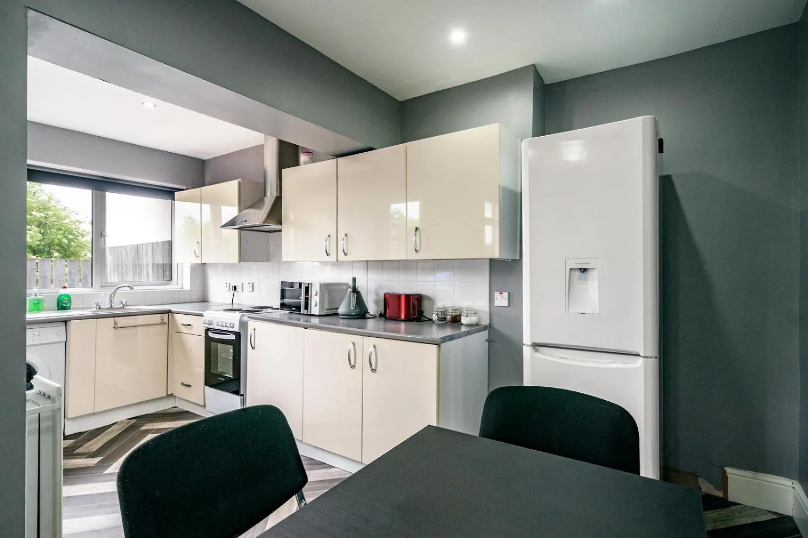 Lovely 2 Bedroom Belfast House
